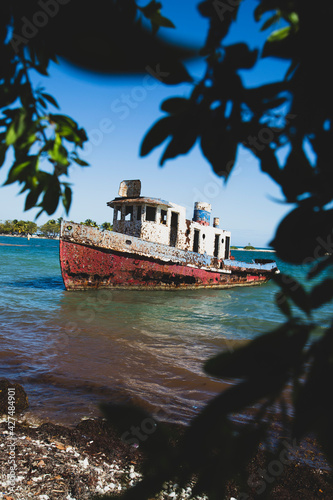 Barco Abandonado 