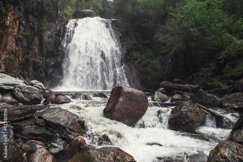 Korbu Waterfall at Lake Tel...