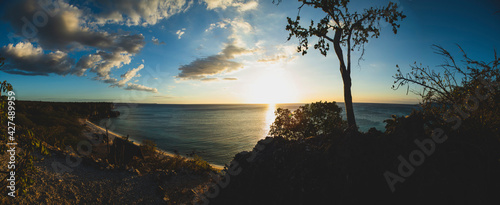 Crepúsculo en el Caribe (Panoramica)