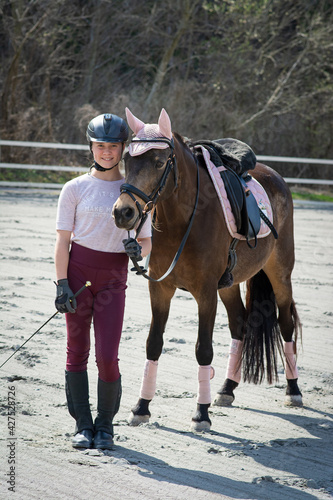 Mädchen mit Pony