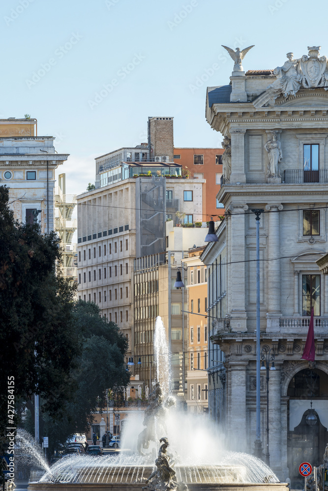 Place de Rome par une journée d'hiver ensoleillée