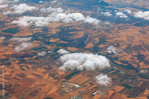 Tableau sur toile White clouds flying over the southern country