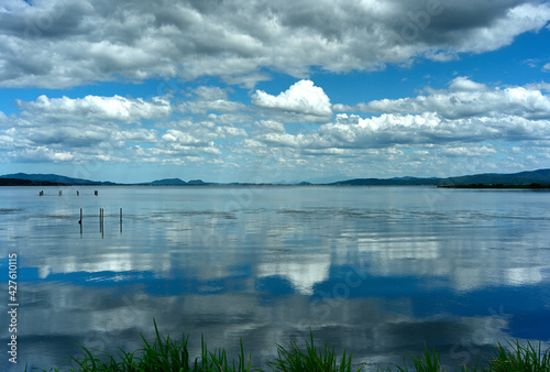 雲と宍道湖