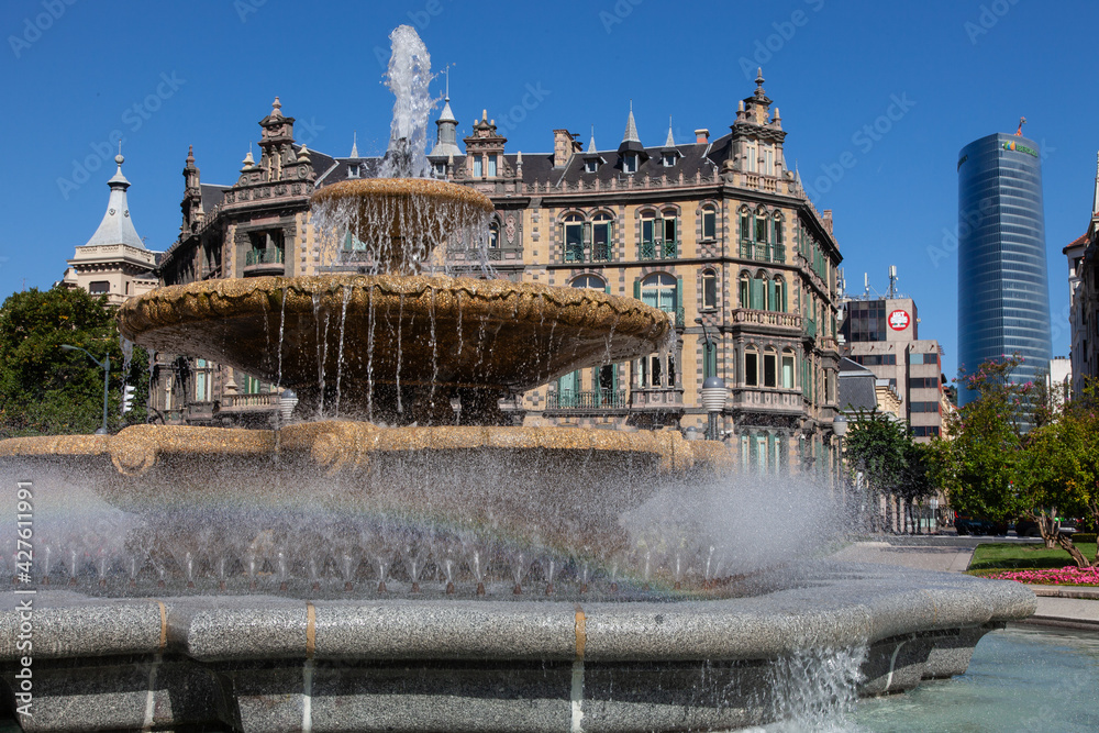 Plaza Federico Moyua en Bilbao, Vizcaya, País Vasco.