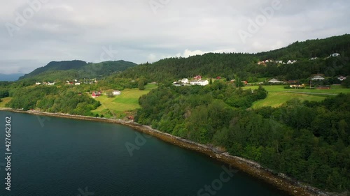 Vista panoramica di un fiordo norvegese