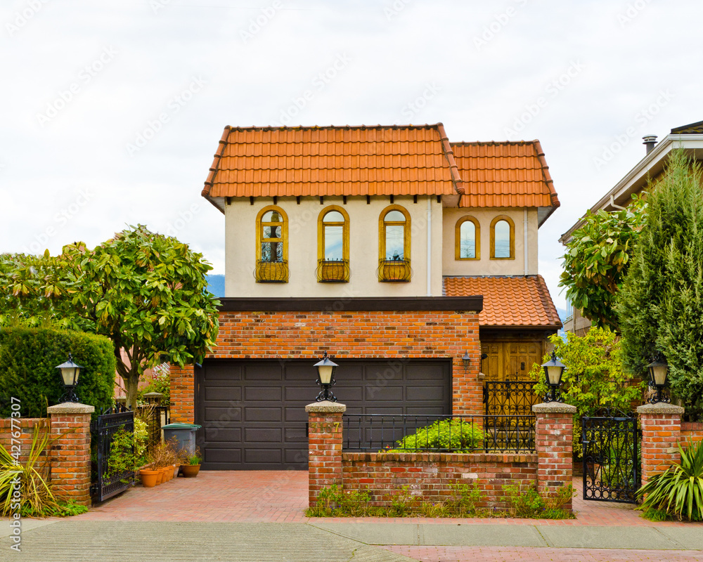 Obraz premium A Luxury House.