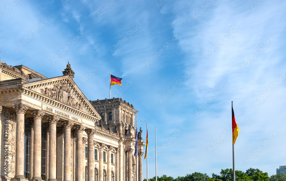 Obraz premium Government building in Berlin-Mitte