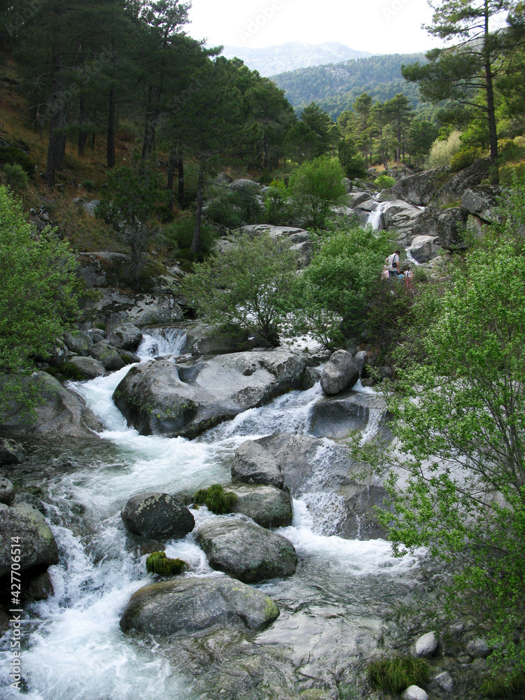 RIOS DE MONTAÑA SIERRA DE GREDOS