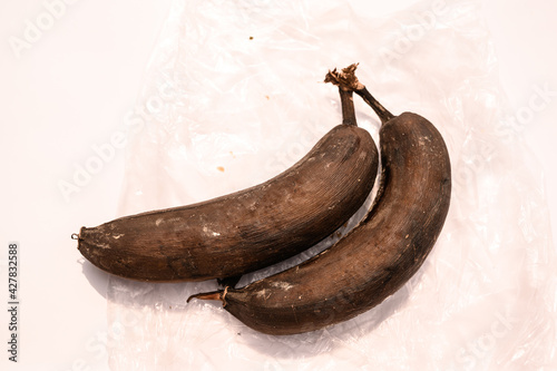 The more dark brown patches a banana has, the riper it is, which contains more cancer-fighting substance Tumor Necrosis Factor (TNF). Along with the high levels of antioxidants that naturally occur in
