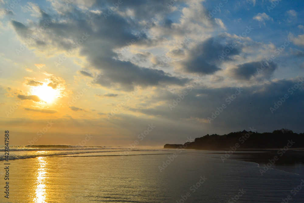 Fototapeta premium cloudy sunset at Kelating beach, Tabanan Bali