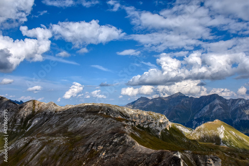 Großglockner, Hohe Tauern, Nationalpark, Alpen, Alpenhauptkamm, Hochgebirge, Edelweißspitze, Aussicht, Großer Bärenkopf, Glockner, Bärenkopf, Fernsicht, Gipfel, Berg, Tal, Schnee, Eis, Gletzscher, Sal photo