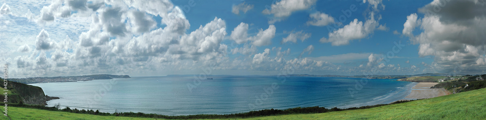 panorama de la baie de Douarnenez en Finistère Bretagne France	