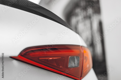 Modern car led taillight lamp and carbon spoiler 