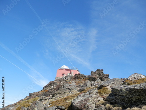 Antiguo observatorio, in der Nähe von Virgen de las Nieves bei Pradollano photo