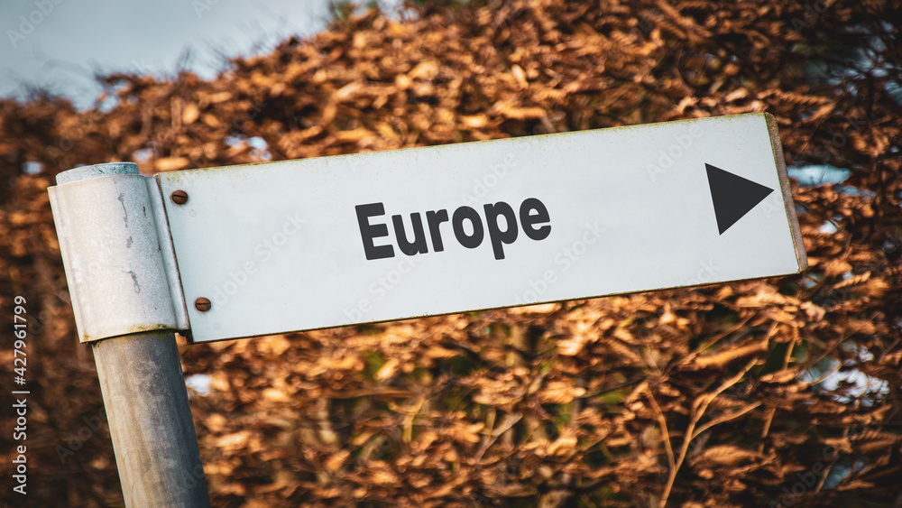 Street Sign to Europe