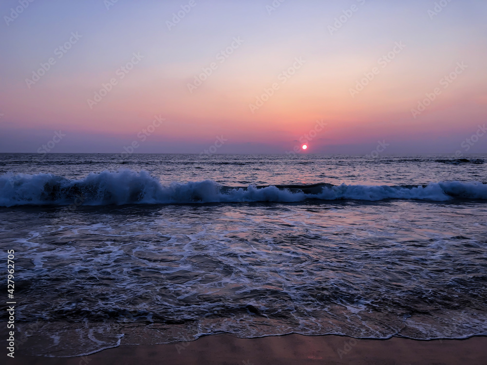 Obraz premium sunset over the sea