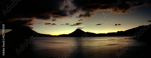 El Lago más hermoso del mundo, lago de Atitlán photo