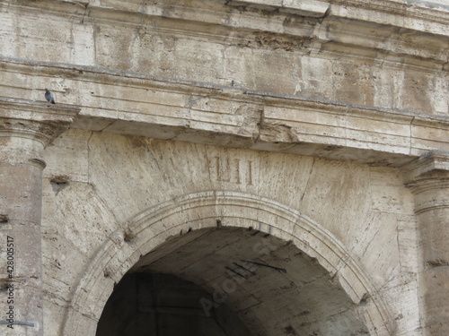 coliseo romano numero cuatro