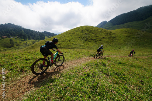 Mit dem Mountainbike unterwegs im südbrasilianischen Bergland