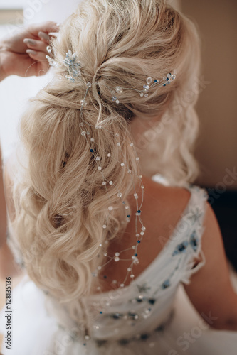 hair ornament in the bride's hairstyle close-up