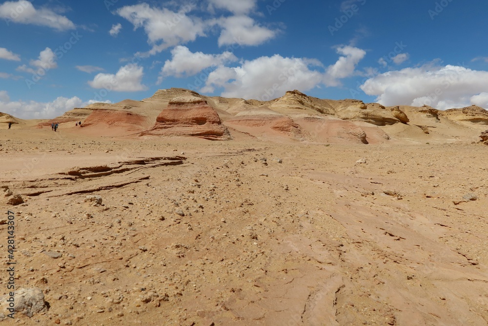 Fototapeta premium The beautiful sands and rocks formations due to erosion in Fayoum desert in Egypt