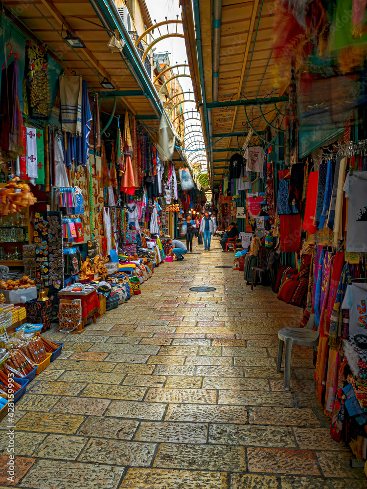 Fototapeta premium Israel, Old Town, Pedestrian Zone, Jerusalem