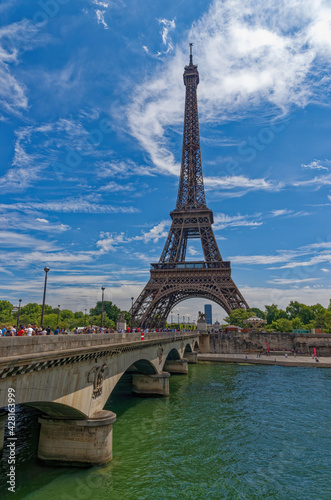 Lena Bridge And Eiffel Tower  Paris  Ile De France  France