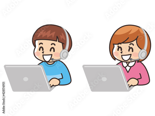 インカムをつけてリモート学習する子供