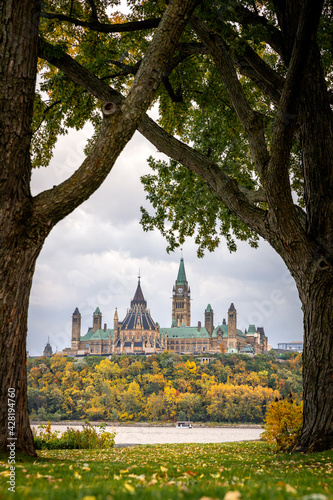 Autumn in Parliament Hill 