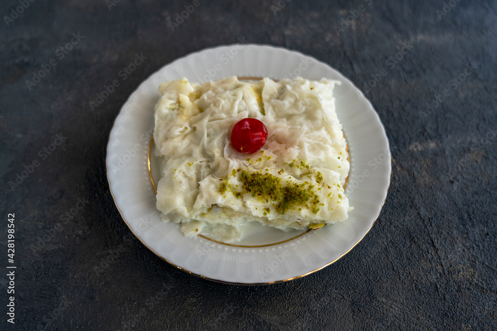 Gullac, Turkish traditional ramadan dessert