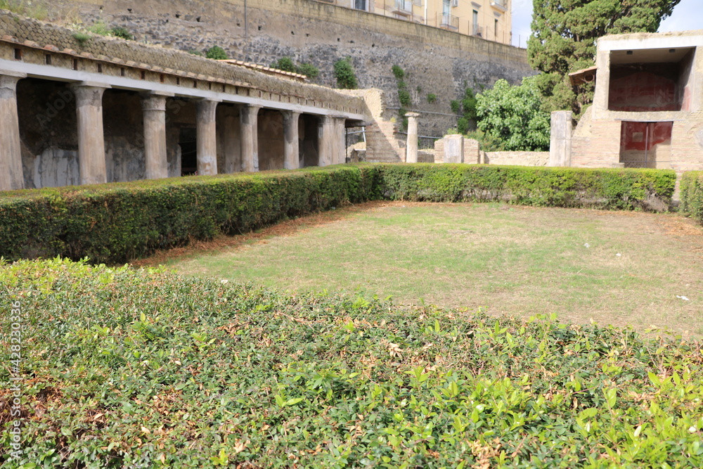 Obraz premium Ancient city of Herculaneum, Italy