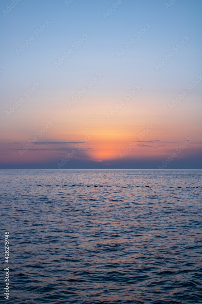 Fototapeta premium Ocean at blue hour