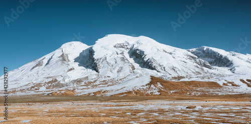 Εκτύπωση καμβά Aerial photography of the natural scenery of Muztagh Ata in Xinjiang, China