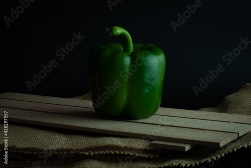 pepper sidelight darkfood photo