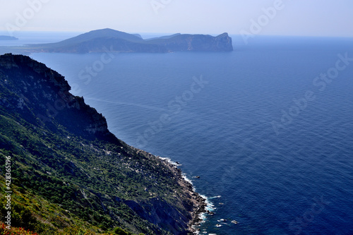 Panorama da Punta Lu Caparoni, sullo sfondo Capo Caccia