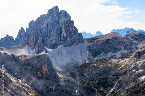 Am Ende des Alpini Steigs - Blick von der Zsigmondy Comici Hütte zum Zwölfer Kogel - Dolomiten