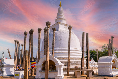 Anuradhapura Tempel auf Sri Lanka photo