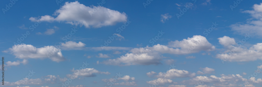 Fototapeta premium panorama of blue sky with clouds as background
