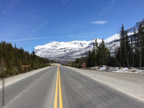 Spectacular view of the Icefield Parkway 