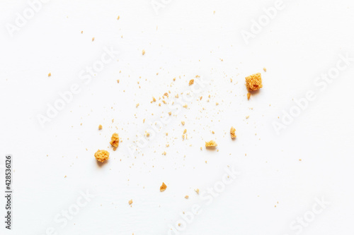 sprinkled white bread crumbs close-up photo