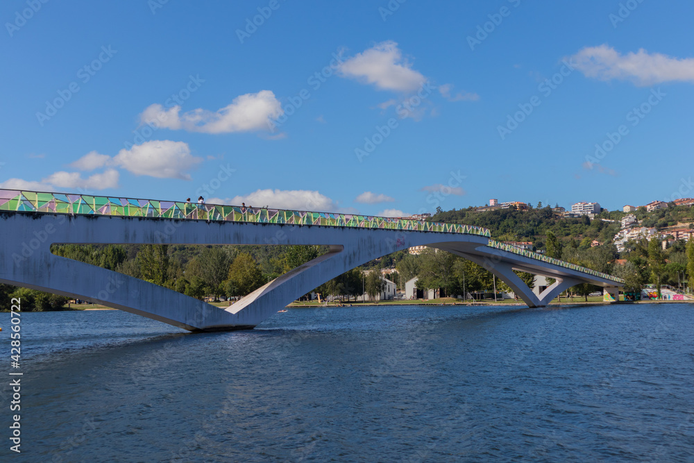 Naklejka premium Pedro and Ines pedestrian bridge in Coimbra, over the Mondego river