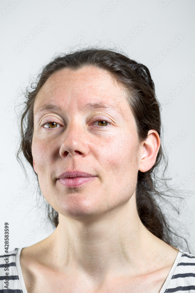 portrait jeune femme naturelle portrait jeune femme naturelle