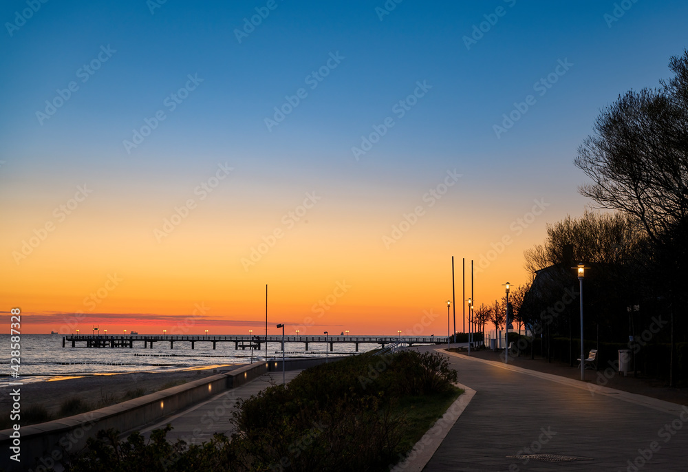 Sonnenaufgang, Sonnenuntergang an der Ostsee im Ostseebad Kühlungsborn