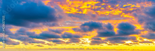 Fototapeta Spectacular sunrise in the south of France