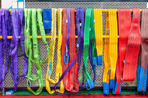 various multi color such as red green yellow blue purple violet gray brown of flat webbing sling or polyester belt for lift and move heavy workpiece or etc in industrial