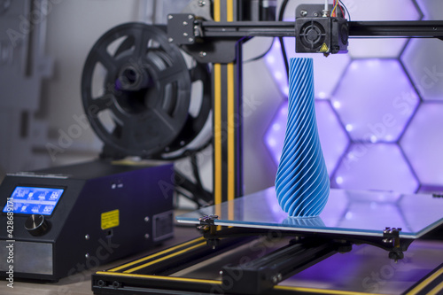 3d printing of blue glass ornament