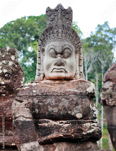 Angkor Wat statues