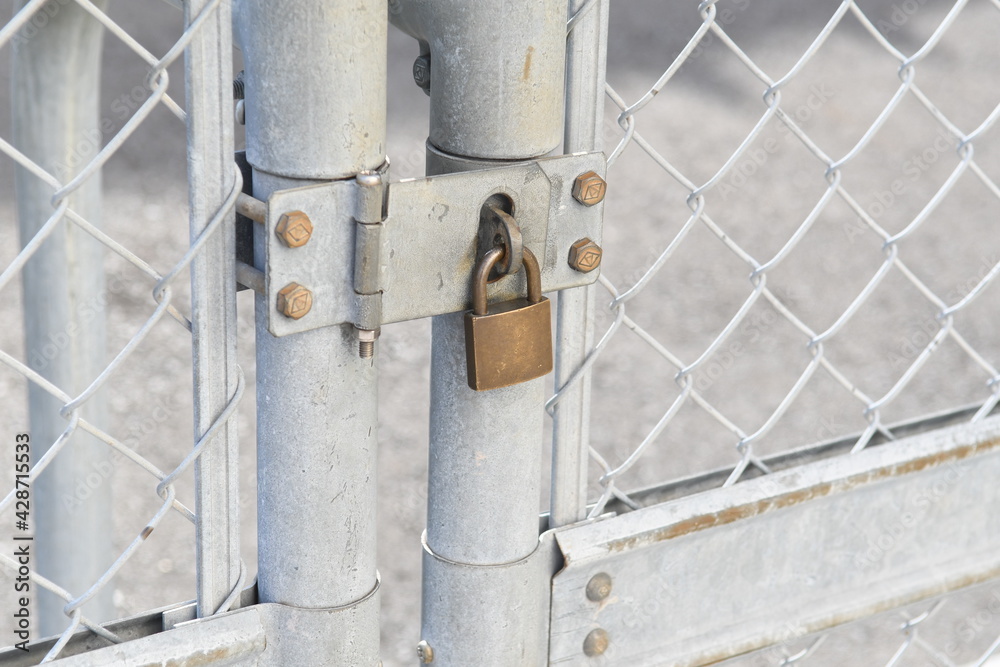 フェンスの鍵