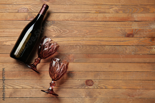 Glasses and bottle of wine ...