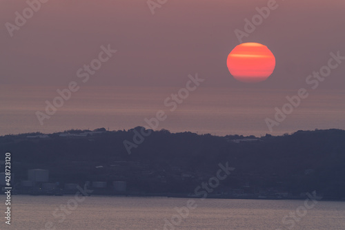 Nascer e pôr do sol.